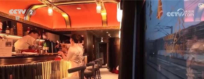 陸春節特色鐵道之旅穿梭人文與自然。（大陸央視）