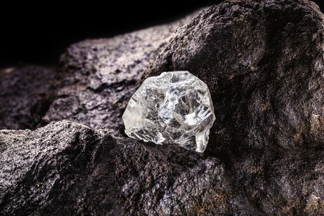 锂价寒冬来袭，大陆天齐锂业最高亏损逾80亿人民币。（示意图/达志影像/shutterstock）
