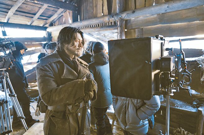 玄彬為在《哈爾濱》中演出韓國民族英雄「安重根」花了不少心思。（網銀國際影視提供）