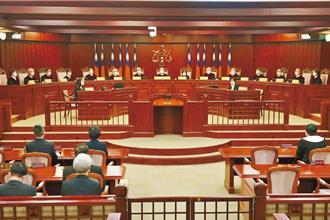 時評》大法官跌落神壇