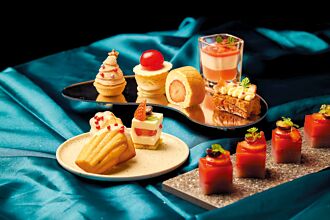 当．令．美．食．抢．鲜．尝－草莓控必Buy! 最难订位Buffet 掀草莓甜点吃到饱大战