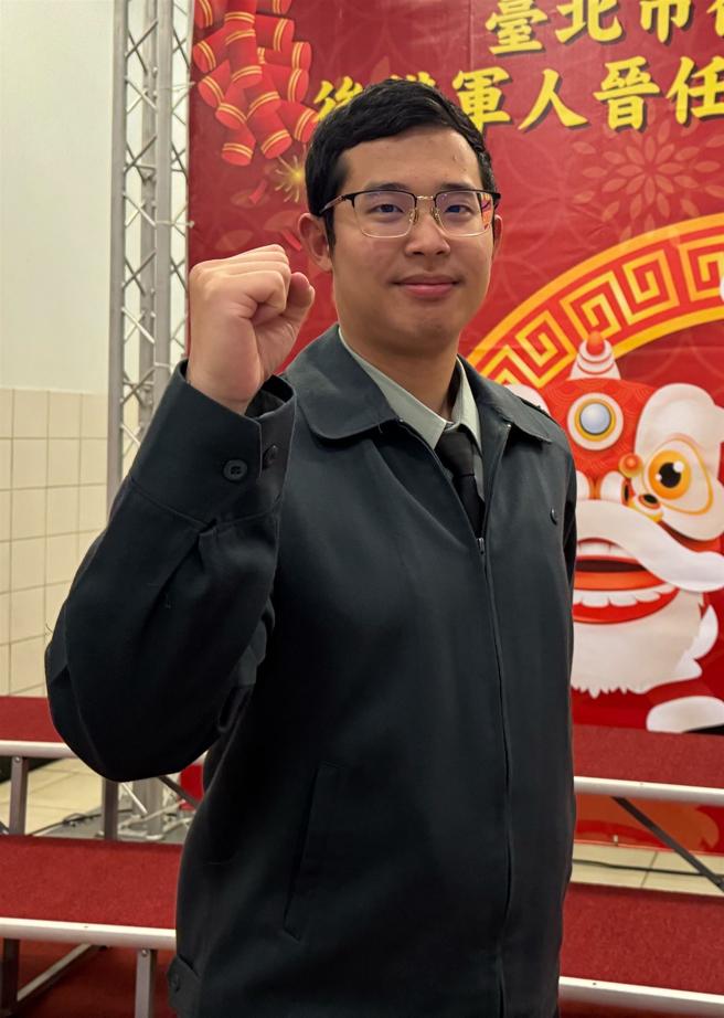 刘宇捷下士。（记者黄迪明摄）