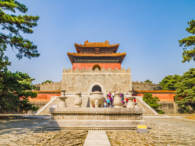 乾隆帝的棺木曾2次发生「鬼顶门」事件，专家认为与地宫严重的积水问题脱不了关系。（示意图：Shutterstock／达志）