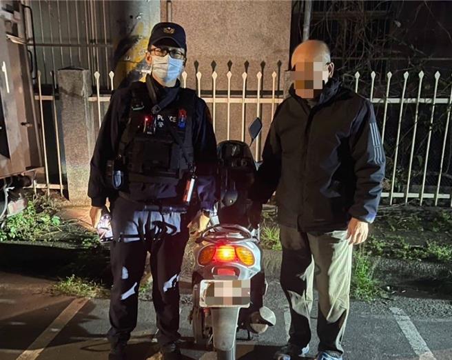 70歲黃姓男子以為機車被偷求助新北市樹林警分局山佳派出所，才知是記錯停車地址。（樹林警分局提供）