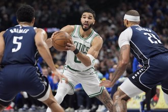 NBA》上季总冠军赛戏码来了 绿军5人得分上双宰独行侠