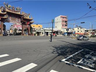 苗栗白沙屯拱天宮春節香客大爆發  通霄警實施交通管制