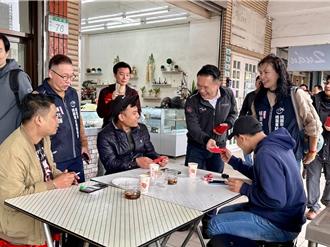 桃園福袋藏玄機 蘇俊賓贈移工阻詐福袋