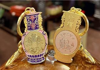 春節求好運！中市萬和宮初一至初三開放「踜轎腳」