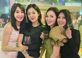 「廣告美少女」淡出20年嫁航運豪門 賈永婕罕公開她近況