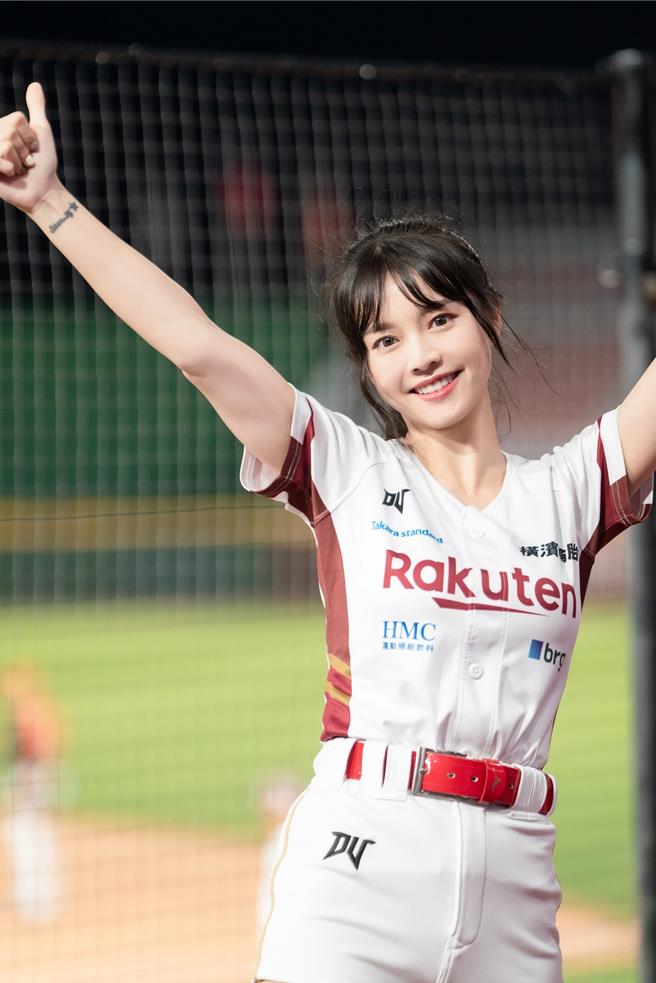 禹菡在球场上的魅力十足。（乐天桃猿提供）