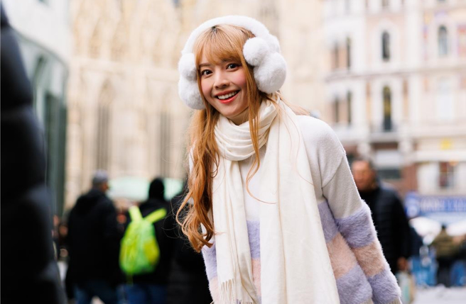 禹菡日前开心到欧洲旅游。（乐天桃猿提供）