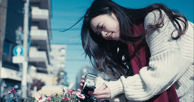 乐天女孩曲曲27日发布单曲〈一步之差〉。（图／曲曲提供）