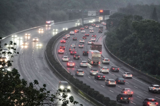 春節返鄉塞車狂憋尿 醫示警：3類人很危險