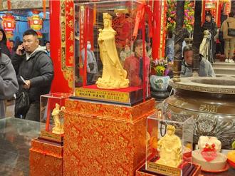 除夕重頭戲！大甲鎮瀾宮「子時」開廟門　搶頭香前3名可獲金媽祖