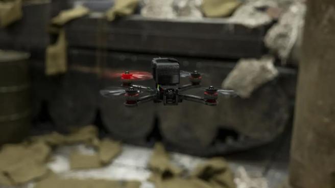 FPV无人机在当今战场大放异彩，英军除成立训练学校，也举办竞赛，强化英军操作技能。（取自英国陆军网站）