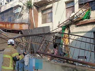 大年初一屋前鐵架倒塌 區公所緊急安置住飯店