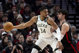 NBA》拓荒者交易利拉德后 对公鹿3胜1败