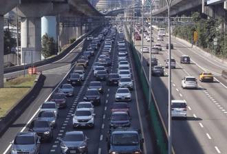 大年初二國道車潮湧現 高公局盤點壅塞路線、時段