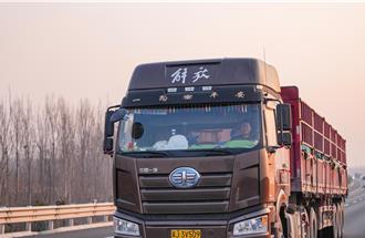 陸推彈性退休、91種新藥進醫保 2025新制一次看