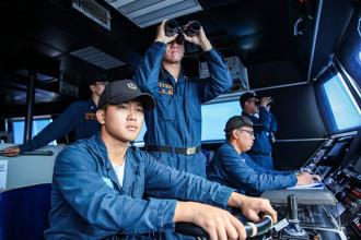 火力強大沱江軍艦成軍10週年  守護海疆讓民眾過好年