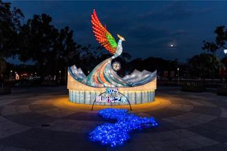 不只吉伊卡哇 高雄三大燈會也是走春好去處