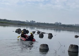 2名泰籍移工初一高屏溪捕魚落水   1人失蹤搜救2日無所獲
