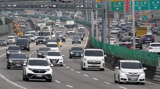 春節連假近尾聲湧北返車潮 公路局籲避尖峰時段、善用替代道路