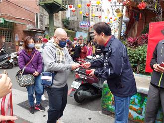 新北走春發福袋 劉和然期許：讓新北市更好