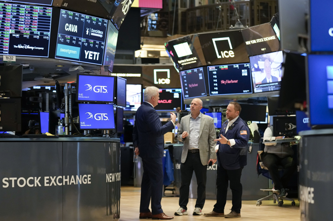 周五美股早盘主要指数全面走高。（图／美联社）