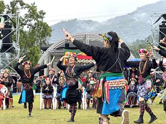 卑南族聯合年聚台東利嘉國小登場 動員10部落展文化特色