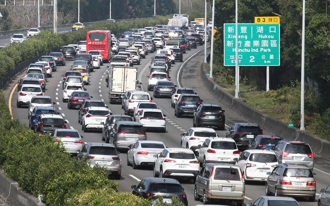 初五收假「避11地雷路段」 北返車潮湧現 國5恐塞10小時