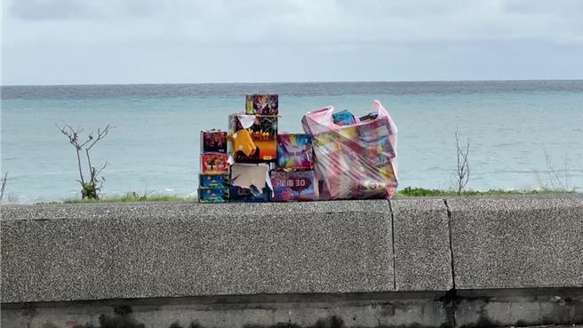 农历过年期间民眾喜爱燃放鞭炮，台东因此引发10余件火警。（读者提供／蔡旻妤台东传真）