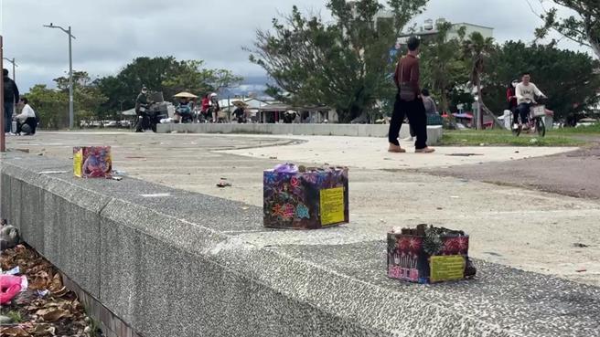 农历过年期间民眾喜爱燃放鞭炮，台东因此引发10余件火警。（读者提供／蔡旻妤台东传真）