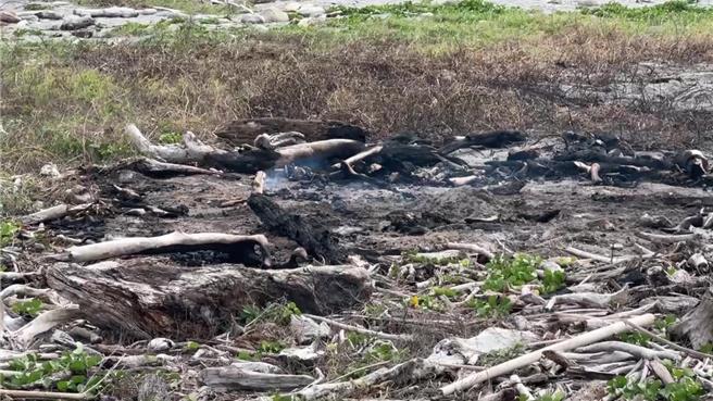 农历过年期间民眾喜爱燃放鞭炮，台东因此引发10余件火警。（读者提供／蔡旻妤台东传真）