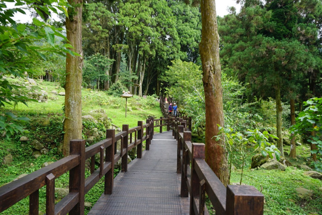 内行网友表示，奋起湖附近的森林步道很好走，天气好的时候风景很漂亮。（翻摄Google Maps）