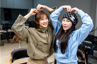 赖雅妍合唱温岚喊压力大！被爆20年前初合作「只是小模」