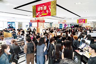 百貨 成長動能強 5大新商場搶灘