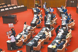 適用舊選罷法 綠搶開工日送件