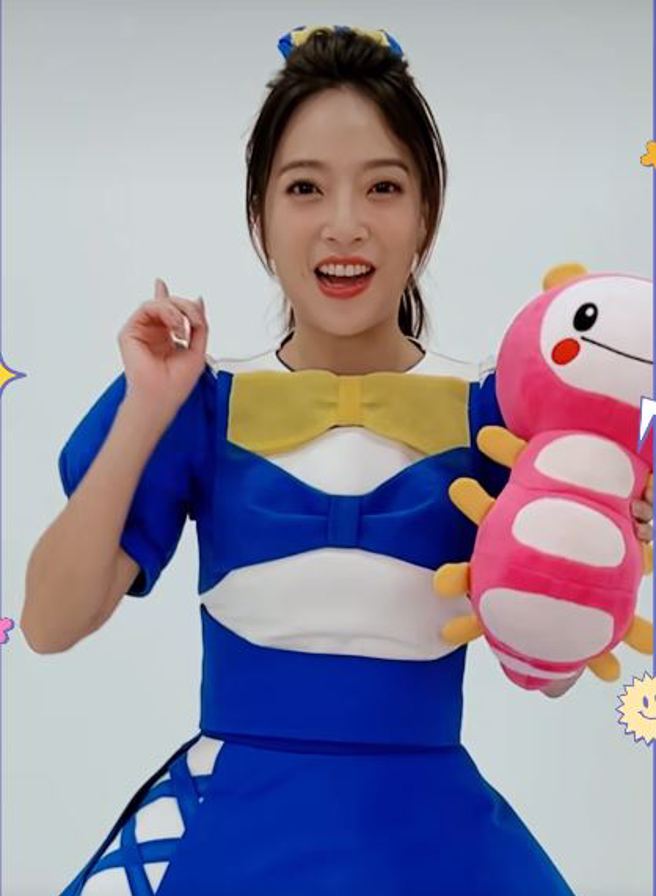 贝童彤的「彤彤姐姐」身分，深受小朋友喜爱。（图／翻摄贝童彤脸书）