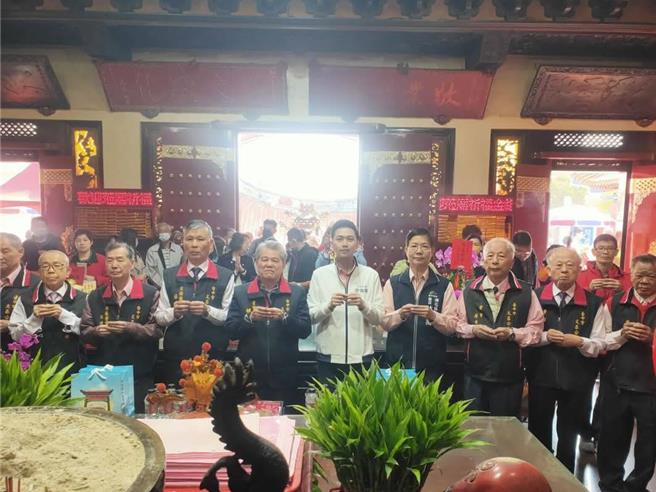 立委廖伟翔指出，若只是罢免他一个人，事情或许微不足道，但民进党在全台展开连环「恶罢」，破坏国家的发展跟社会安定。（廖伟翔提供）