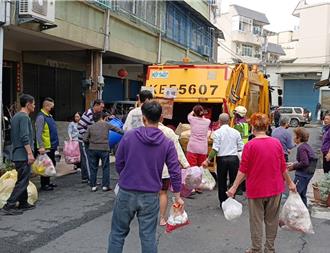 春節垃圾量是平日2.1倍 高雄今中午起加強清運