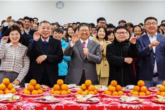 竹縣府、議會新春團拜 楊文科：勇往直前、「煞猛」來打拚