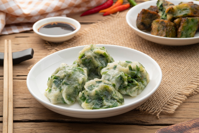 韭菜营养丰富，常见做成水饺内馅，不过切记绞肉热量高，不要一次吃太多。（示意图。图：shutterstock/达志）