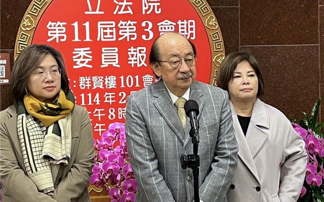 柯建铭（中）。（杨亚璇摄）