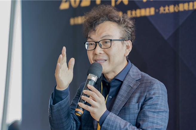 民进党大规模发动罢免蓝营立委行动，立委郑正钤指这根本是一场政治操作的戏码，透过激化对立与煽动仇恨来转移焦点，意图掩盖施政无能。（郑正钤团队提供／罗浚滨新竹传真）