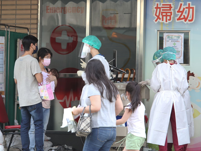 台中单周1.1万人感冒就诊，医示警：流感高峰才开始。（示意图／本报资料照）