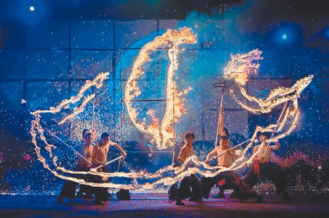 今年桃園燈會，桃園市文化局將在地「主題節慶」與「多元族群」2個特色納入表演節目，規畫出多元類型的節目。（桃園市文化局提供／姜霏桃園傳真）