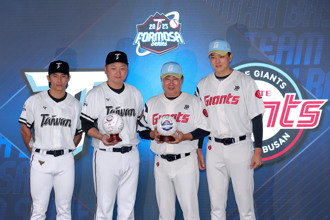 台韓交流賽》樂天巨人投手金元中大讚陳傑憲帥 教頭金泰亨被地震嚇到