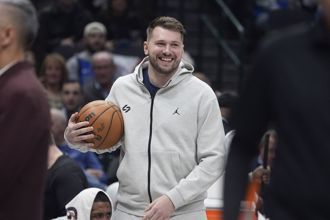 NBA》爵士也被耍了 加入三方交易卻不知東契奇被打包