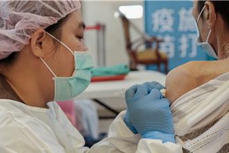 流感疫苗抢打潮！竹县急调拨1042剂 5日起开放接种